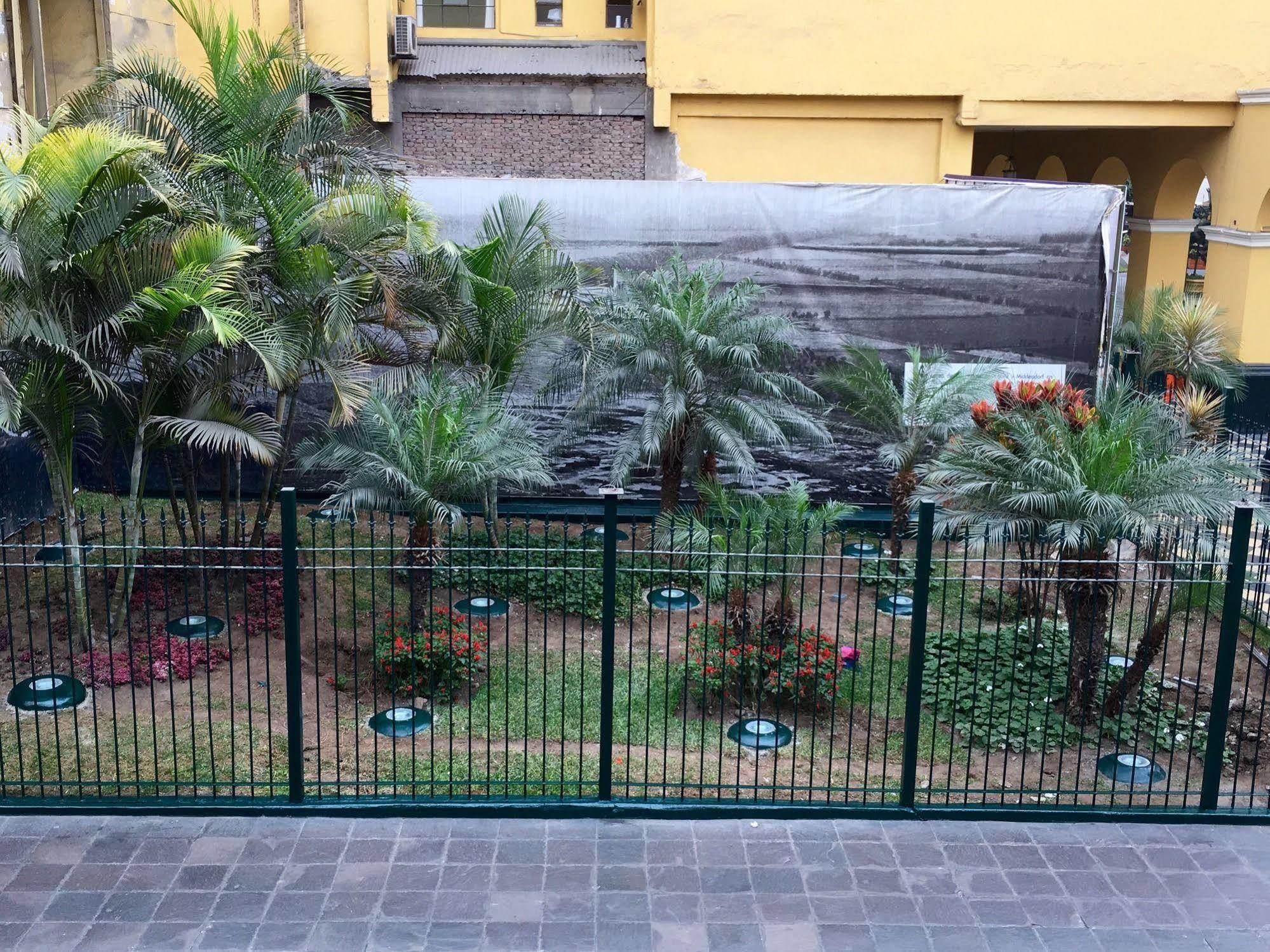 Guest house Santa Rosa- Centro Historico Lima