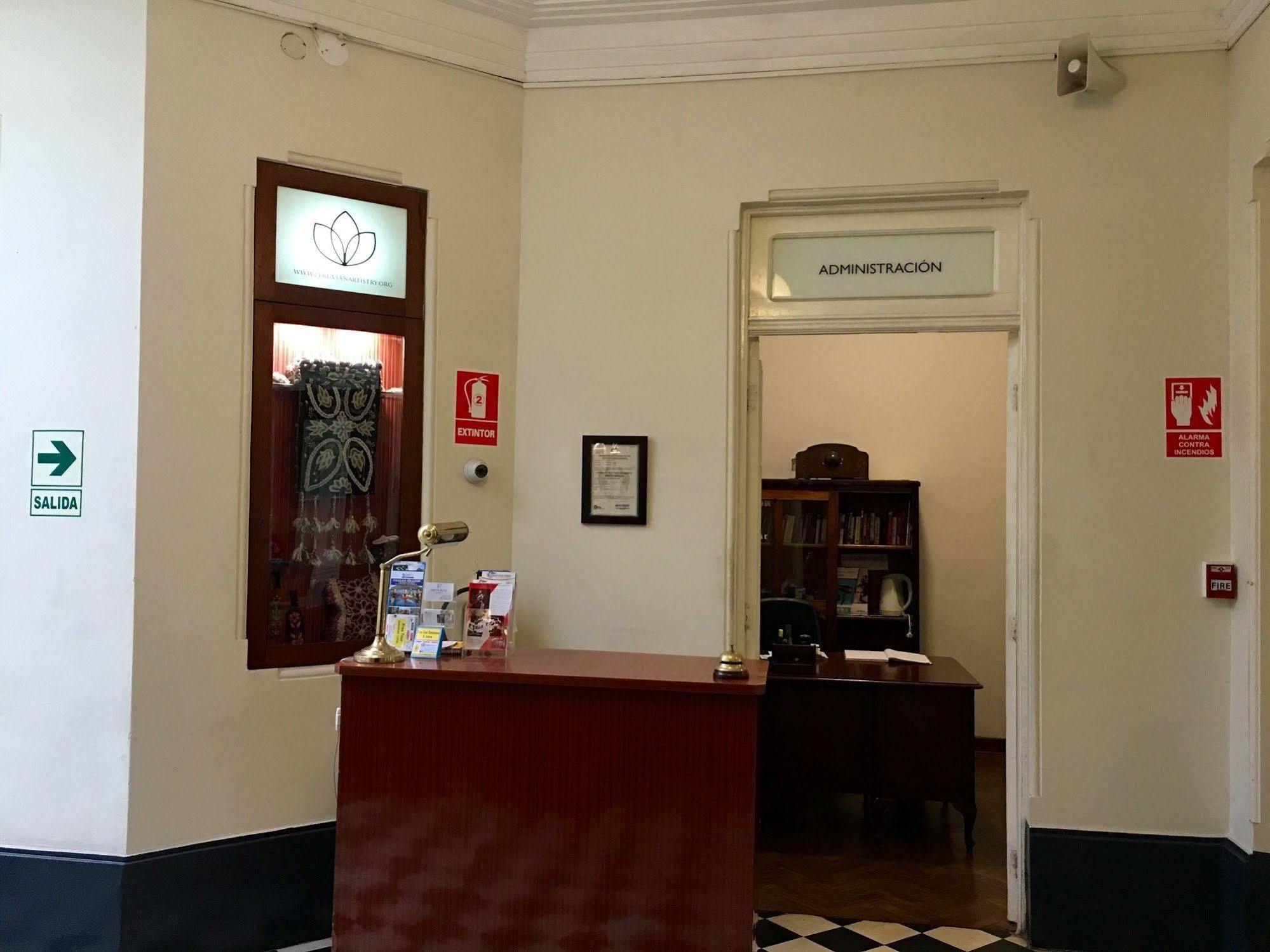 Guest house Santa Rosa- Centro Historico Lima
